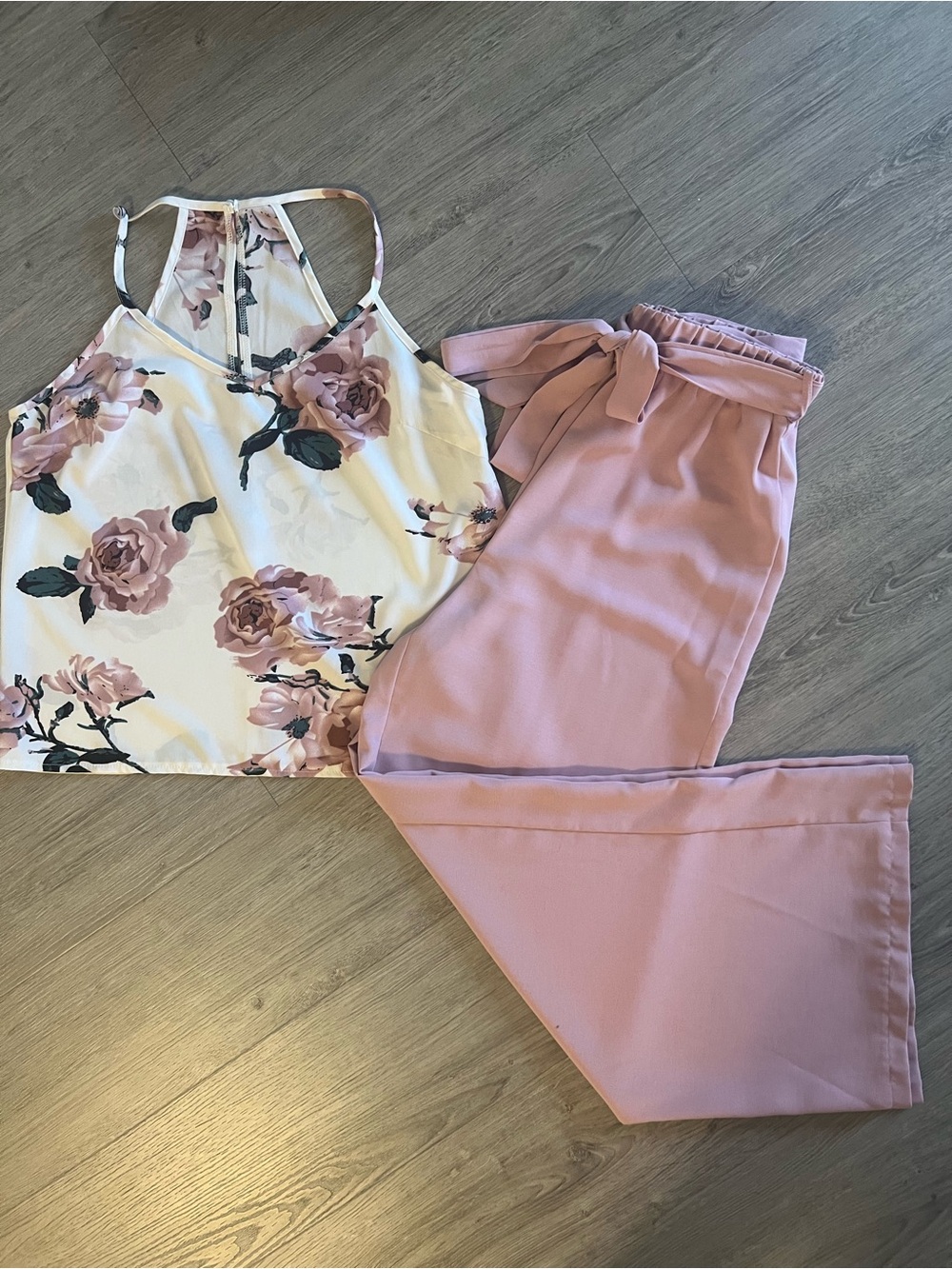 SHEIN Dusty Mauve Wide Leg Tie Waist Pants &‎ Floral Top